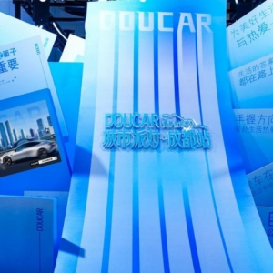�����۳�Ϊ�ɶ���չ��Ⱥ�����飬������չ����������